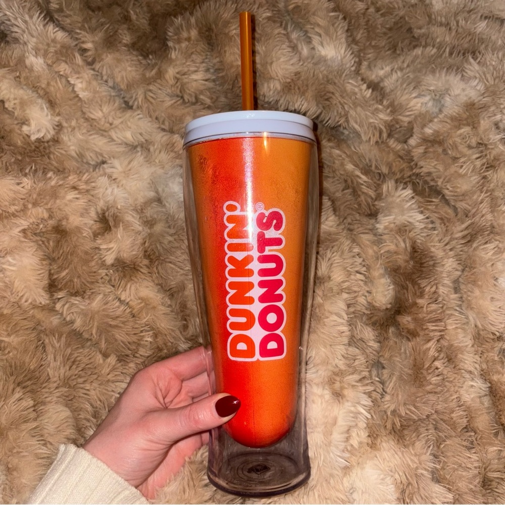 Dunkin’ Donuts Tumbler with Straw